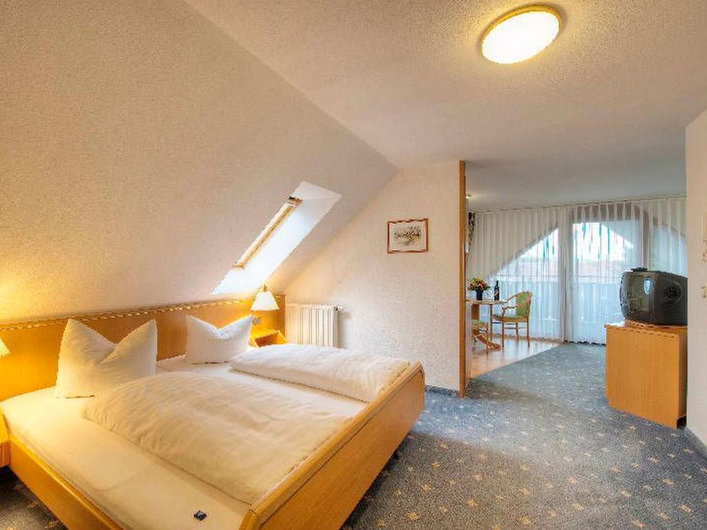 Hotel Gasthaus Krone Immenstaad am Bodensee Exterior photo